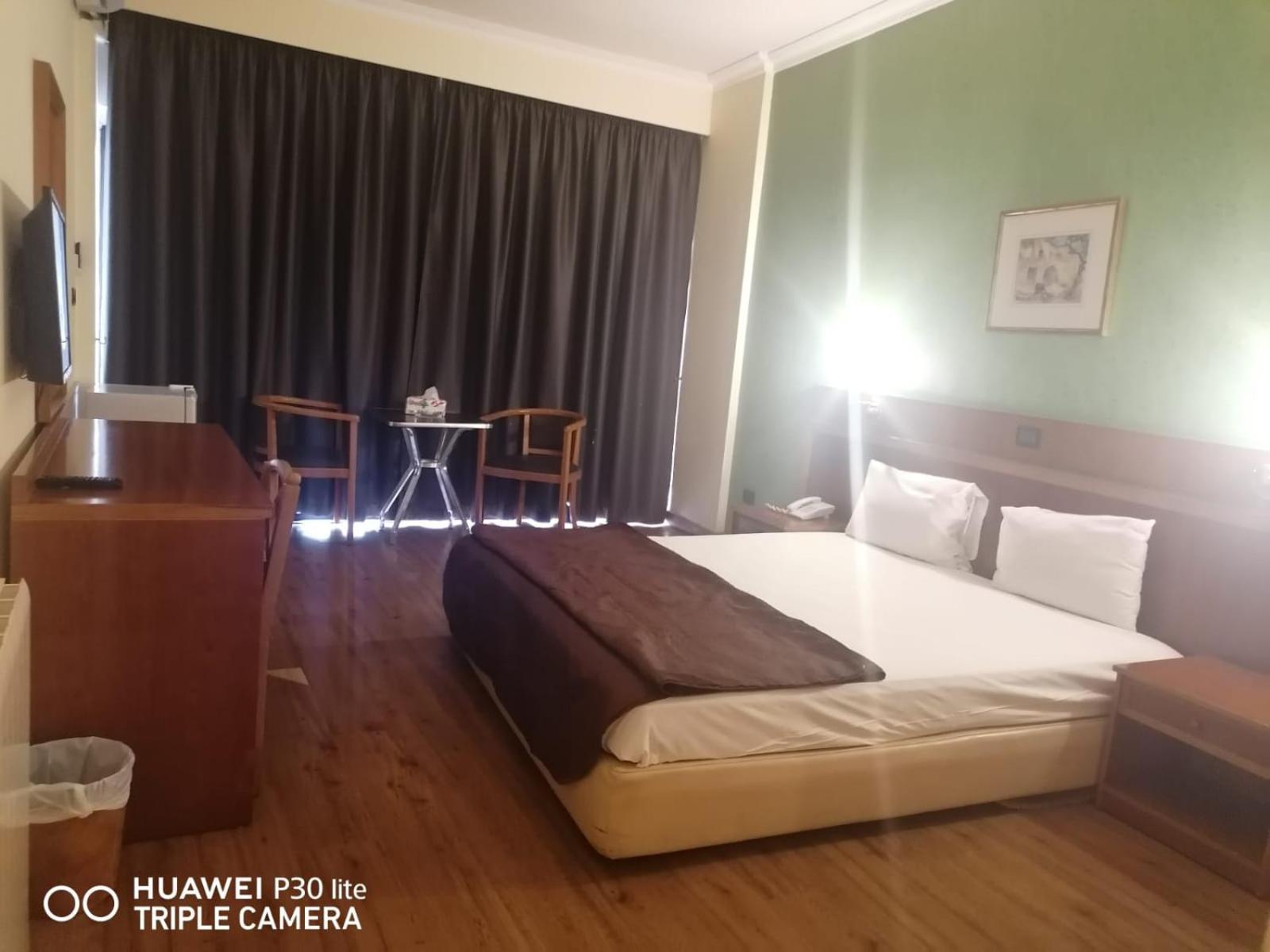 Charles Hotel Beirut Eksteriør billede