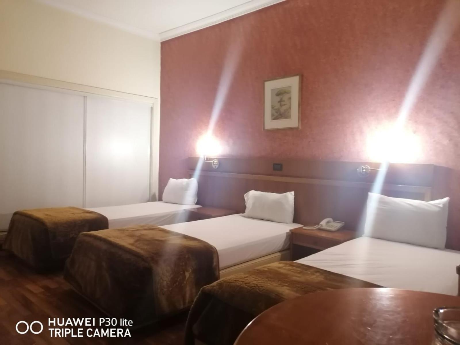 Charles Hotel Beirut Eksteriør billede
