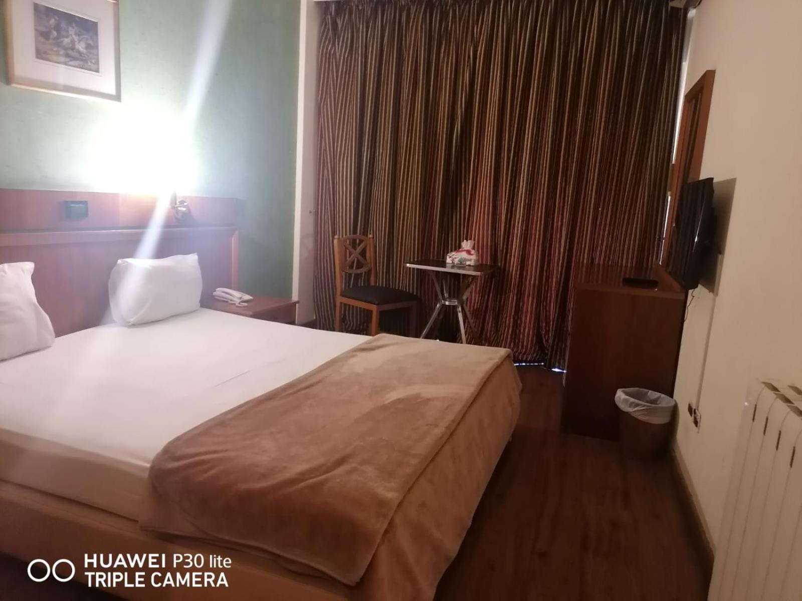 Charles Hotel Beirut Eksteriør billede