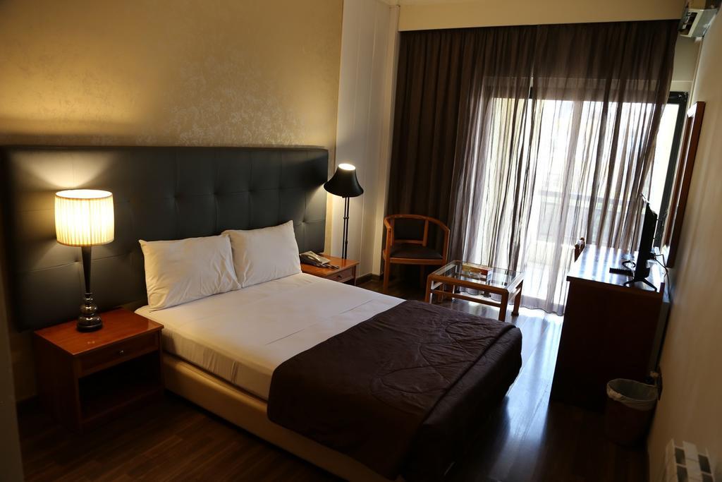 Charles Hotel Beirut Eksteriør billede
