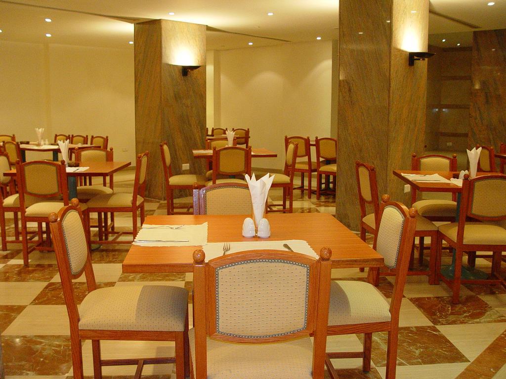 Charles Hotel Beirut Eksteriør billede
