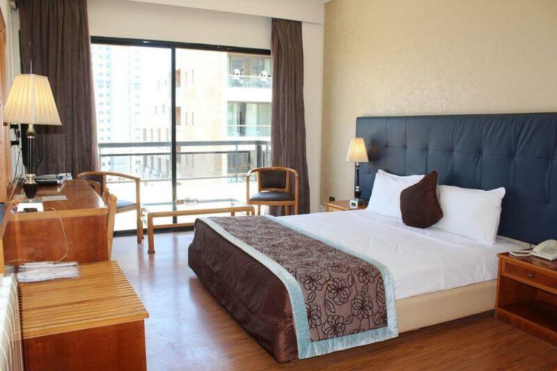 Charles Hotel Beirut Eksteriør billede